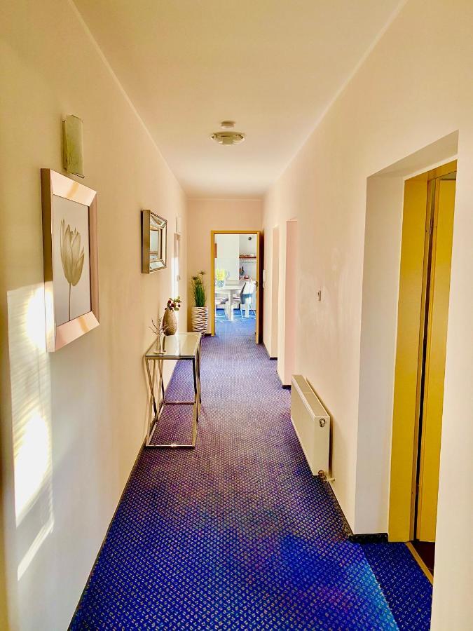 Slupski Premium: Spacious Business With Entertainment Slupsk