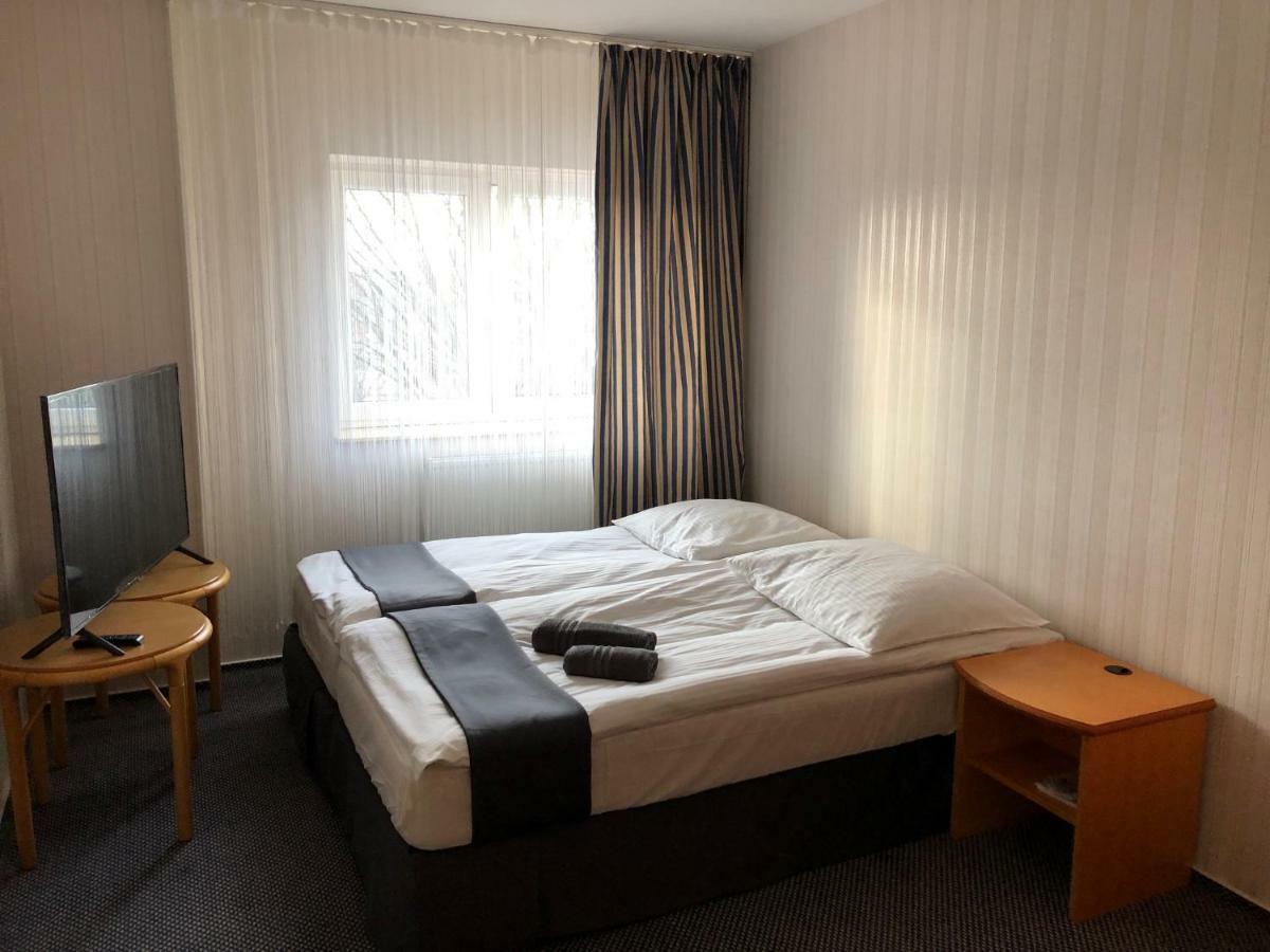 Slupski Premium: Spacious Business With Entertainment Apartment *
